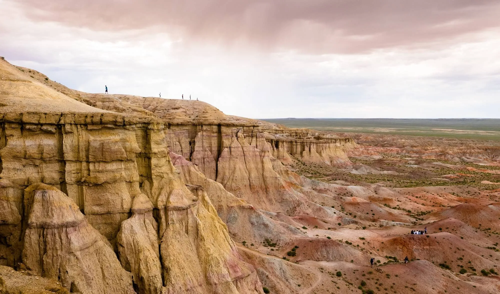 Mongolia: Il Fascino Del Gobi e Della Vita Nomade