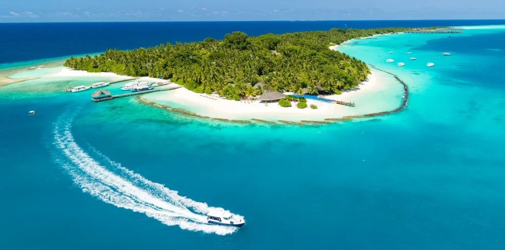 Kuramathi Island Resort